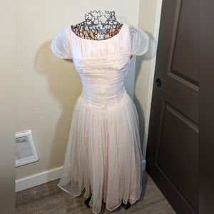 1950s Vintage Rare Size M Pink Prom Wedding holiday Dress. Cap Sleeves, 36" bust
